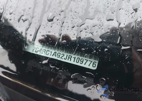 2018 Chrysler Pacifica L z USA, uszkodzony, nr VIN 2C4RC1AG2JR109776